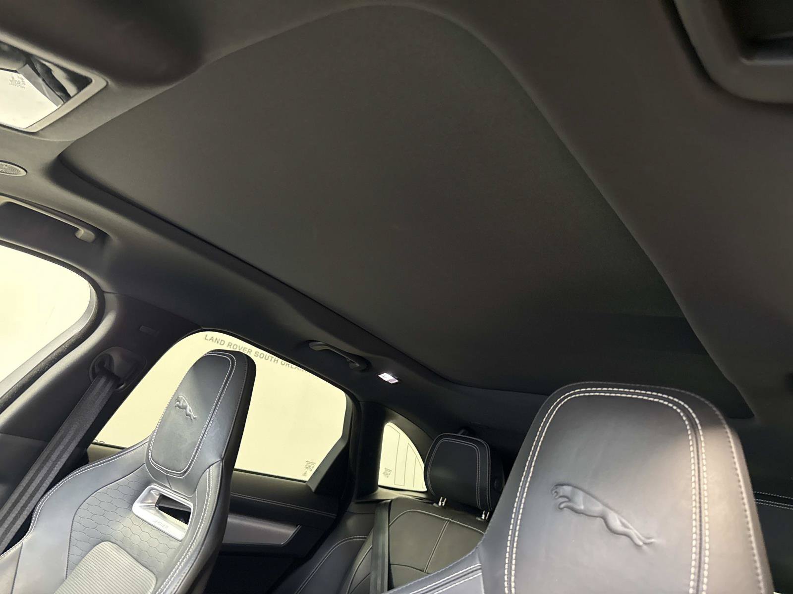 Certified 2025 Jaguar F-PACE R-Dynamic S AWD/4WD image 20