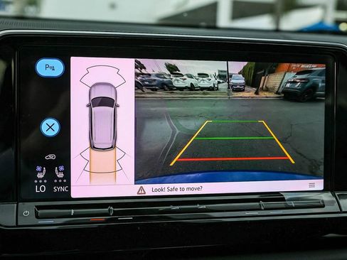 New 2026 Volkswagen Atlas SE image 38