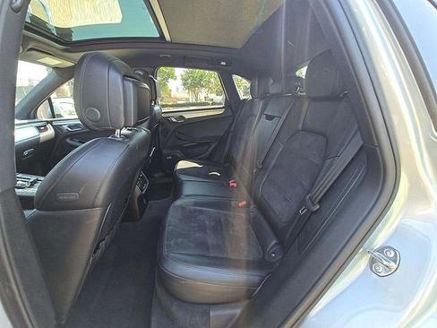 Used 2018 Porsche Macan GTS w/ Premium Package Plus image 9