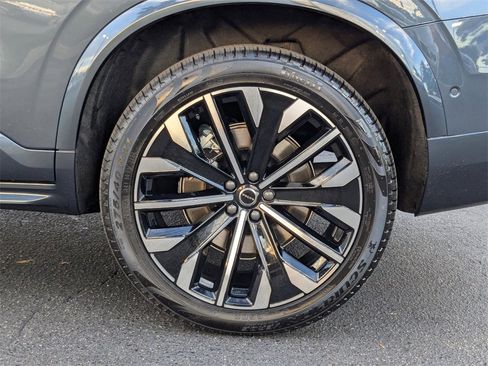 Certified 2026 Volvo XC90 B6 Ultra w/ Protection Package Premier image 19