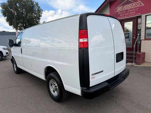 Used 2021 Chevrolet Express 2500 RWD image 7