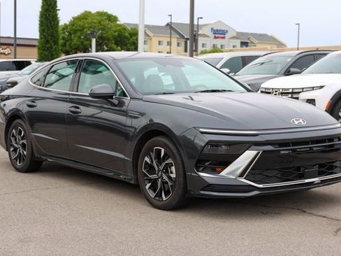 Used 2024 Hyundai Sonata SEL FWD image 1