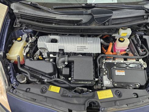 Used 2012 Toyota Prius V Two image 76