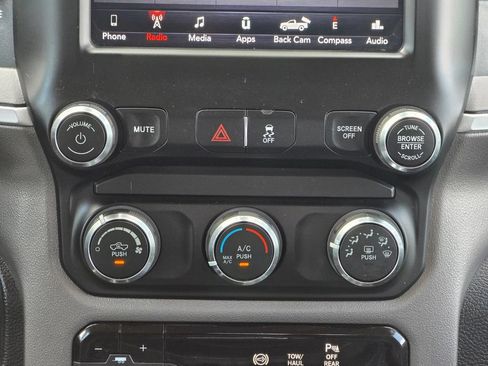 Used 2020 RAM 2500 Big Horn w/ Level 1 Equipment Group AWD/4WD image 14