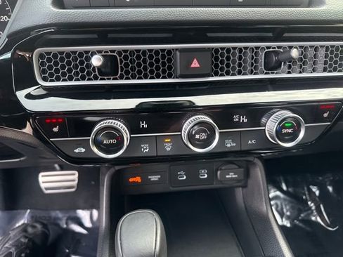 Certified 2025 Honda Civic Sport image 15