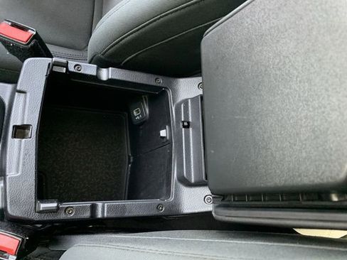 Used 2021 Jeep Wrangler Unlimited Sahara image 25
