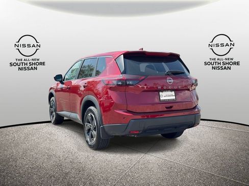 Used 2026 Nissan Rogue SV AWD/4WD image 7