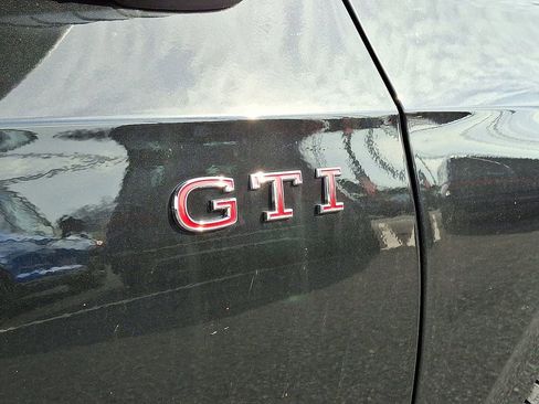 New 2026 Volkswagen GTI SE image 24