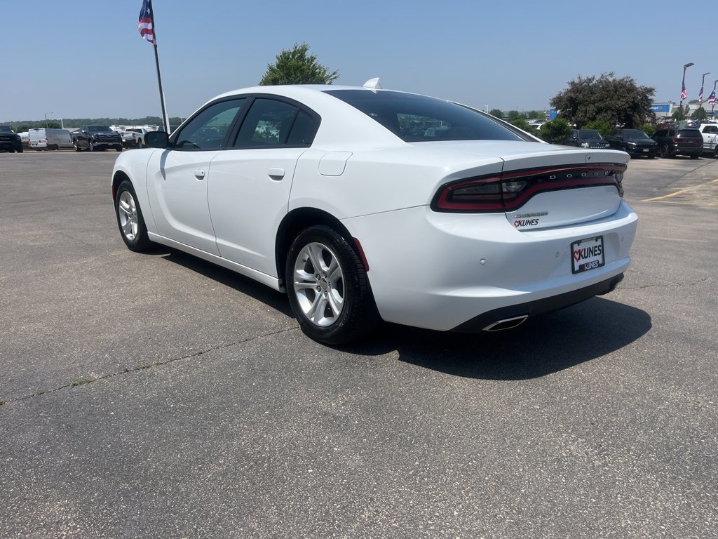 Used 2023 Dodge Charger SXT RWD image 8