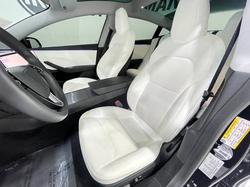 Used 2025 Tesla Model 3 Long Range AWD/4WD image 14