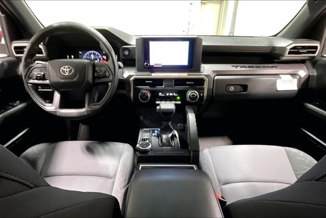 Used 2026 Toyota Tacoma TRD Sport AWD/4WD image 15