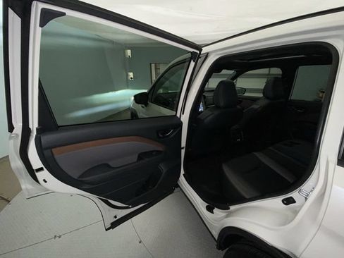 Used 2025 Subaru Forester Sport AWD/4WD image 23