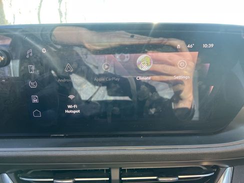 Certified 2024 Buick Envista Preferred w/ Convenience I Package image 25