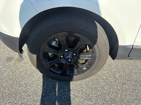 Used 2019 Ford EcoSport SE image 11