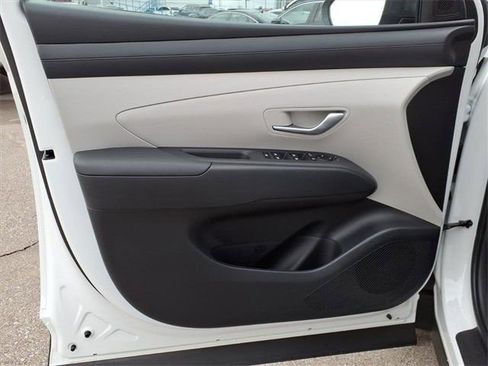 New 2026 Hyundai Tucson SEL FWD image 9
