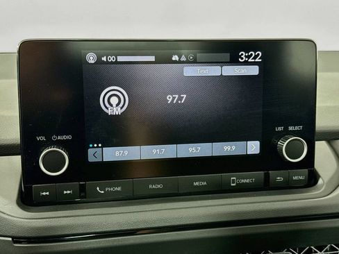 Certified 2025 Honda Accord SE image 18