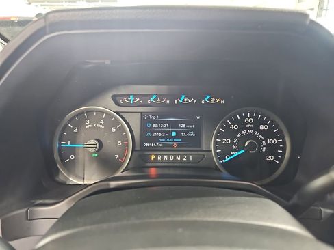 Used 2016 Ford F150 XLT w/ Equipment Group 302A Luxury AWD/4WD image 23