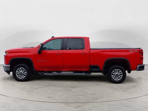 Used 2020 Chevrolet Silverado 2500 LT AWD/4WD image 8