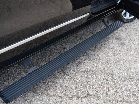 Used 2022 RAM 1500 Limited AWD/4WD image 17