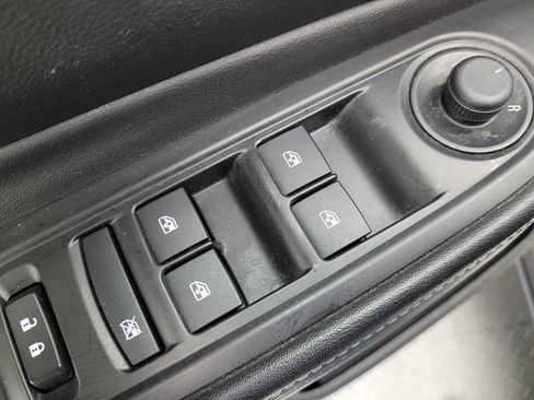 Used 2019 Buick Encore Preferred FWD image 27