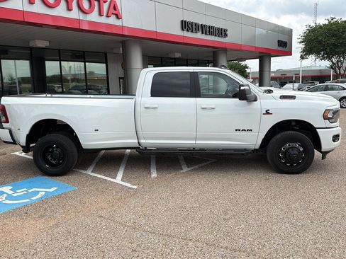 Used 2024 RAM 3500 Big Horn w/ Night Edition AWD/4WD image 2