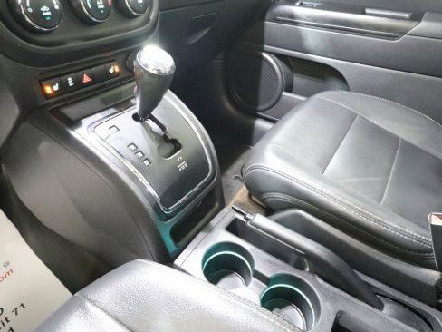 Used 2015 Jeep Patriot High Altitude image 15