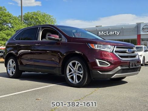 Used 2017 Ford Edge Titanium w/ Technology Package FWD image 3