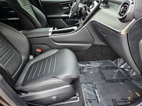 New 2026 Mercedes-Benz GLC 300 4MATIC image 36