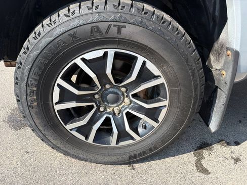 Used 2021 Toyota Tacoma TRD Pro AWD/4WD image 25