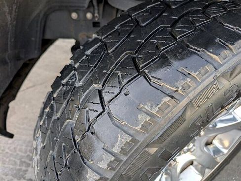 Used 2017 RAM 1500 Laramie w/ Convenience Group image 17