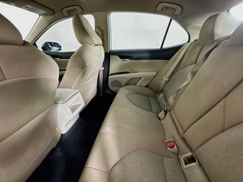 Used 2021 Toyota Camry LE FWD image 22
