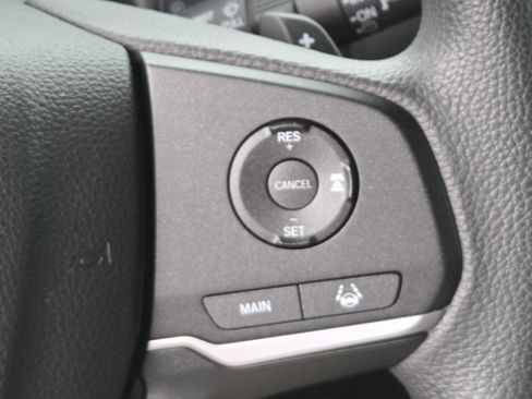 Used 2022 Honda Pilot Sport image 6