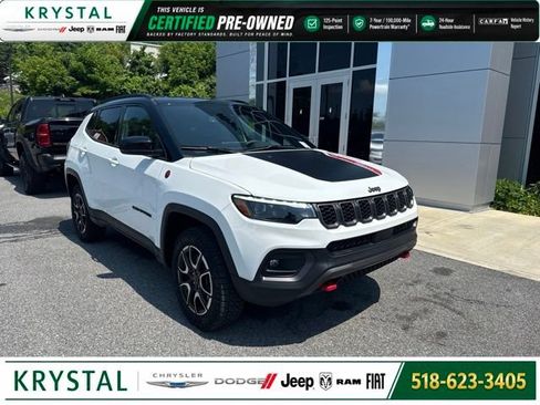 Certified 2025 Jeep Compass Trailhawk w/ Trailhawk Elite Group AWD/4WD image 1
