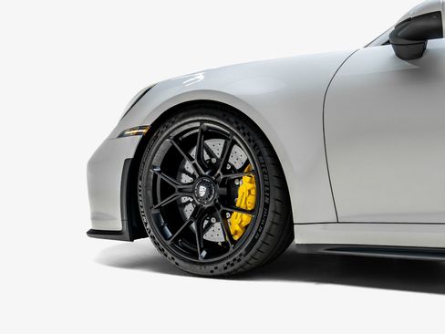 Used 2023 Porsche 911 GT3 RWD image 17