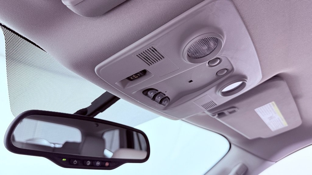 Used 2015 Buick Enclave Leather FWD image 18