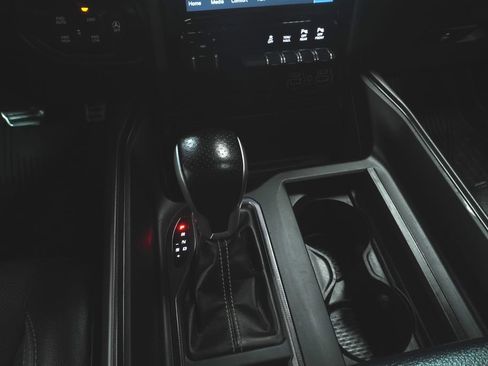 Used 2022 RAM 1500 Laramie AWD/4WD image 18