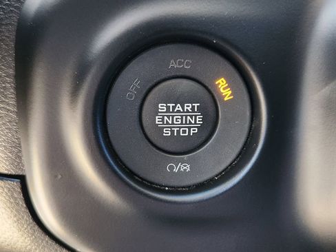 Used 2023 Jeep Gladiator Mojave w/ Cold Weather Group image 14