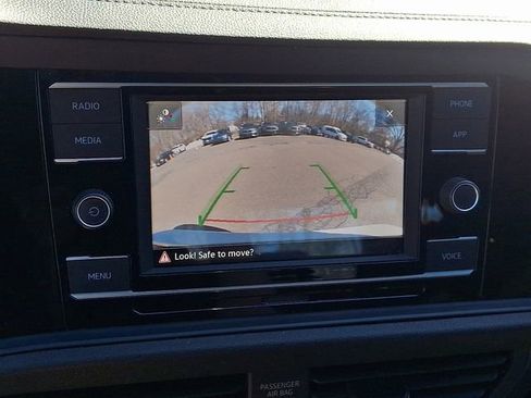 Used 2023 Volkswagen Jetta Sport image 23