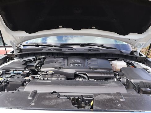 Used 2024 INFINITI QX80 Luxe w/ Cargo Package image 23