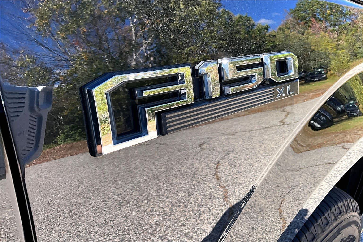 Used 2015 Ford F150 XL w/ Equipment Group 101A Mid AWD/4WD image 10