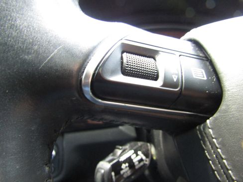 Used 2016 Audi A8 L 4.0T w/ Driver Assistance Package image 32