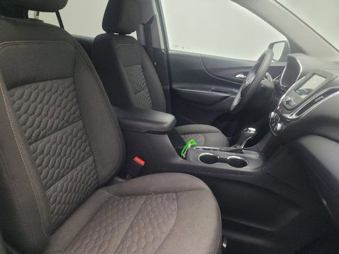 Used 2019 Chevrolet Equinox LT FWD image 21