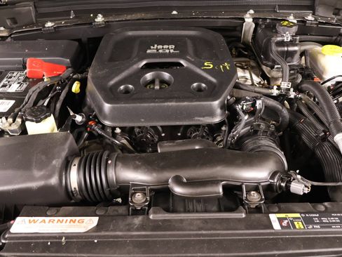 Used 2020 Jeep Wrangler Unlimited Sport S AWD/4WD image 18