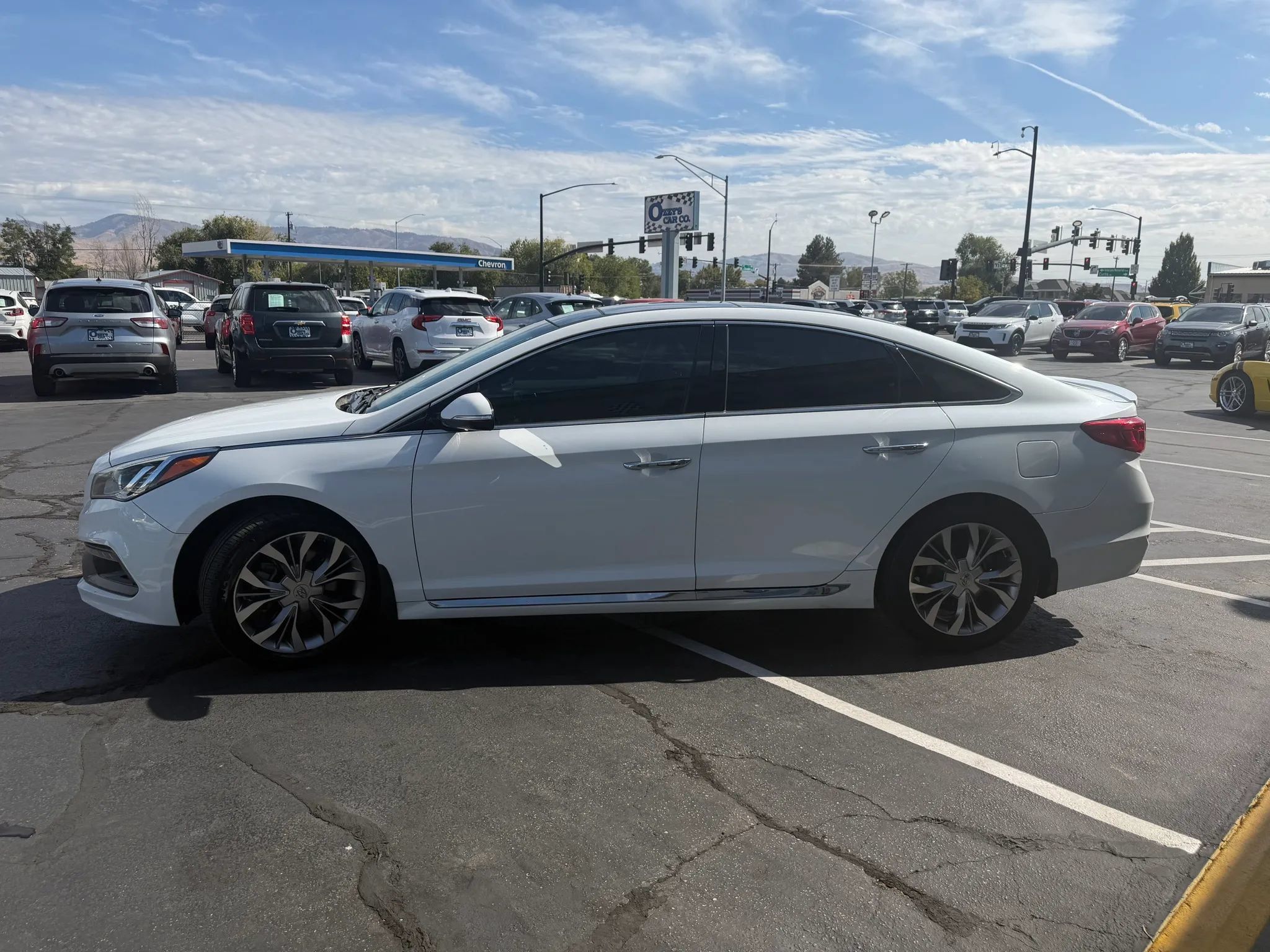 Used 2017 Hyundai Sonata Limited 2.0T FWD image 5