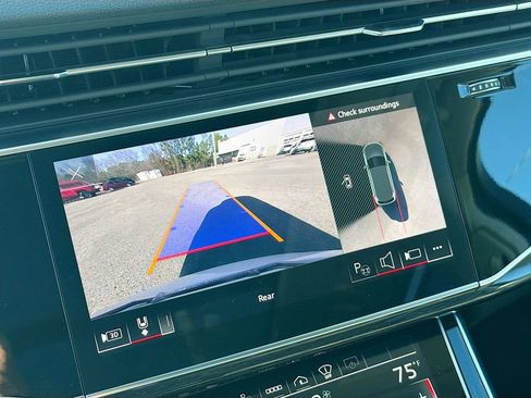 Used 2023 Audi Q7 3.0T Prestige image 14