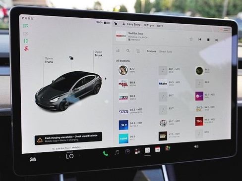 Used 2019 Tesla Model 3 Mid Range RWD image 35