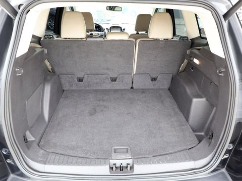 Used 2017 Ford Escape Titanium image 6