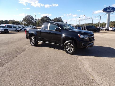 Used 2022 Chevrolet Colorado Z71 w/ Trail Boss Package image 5