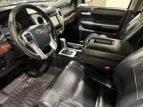 Used 2014 Toyota Tundra Limited w/ Limited Premium Package image 16