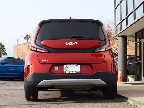 Used 2024 Kia Soul LX w/ Option Group 015 image 12